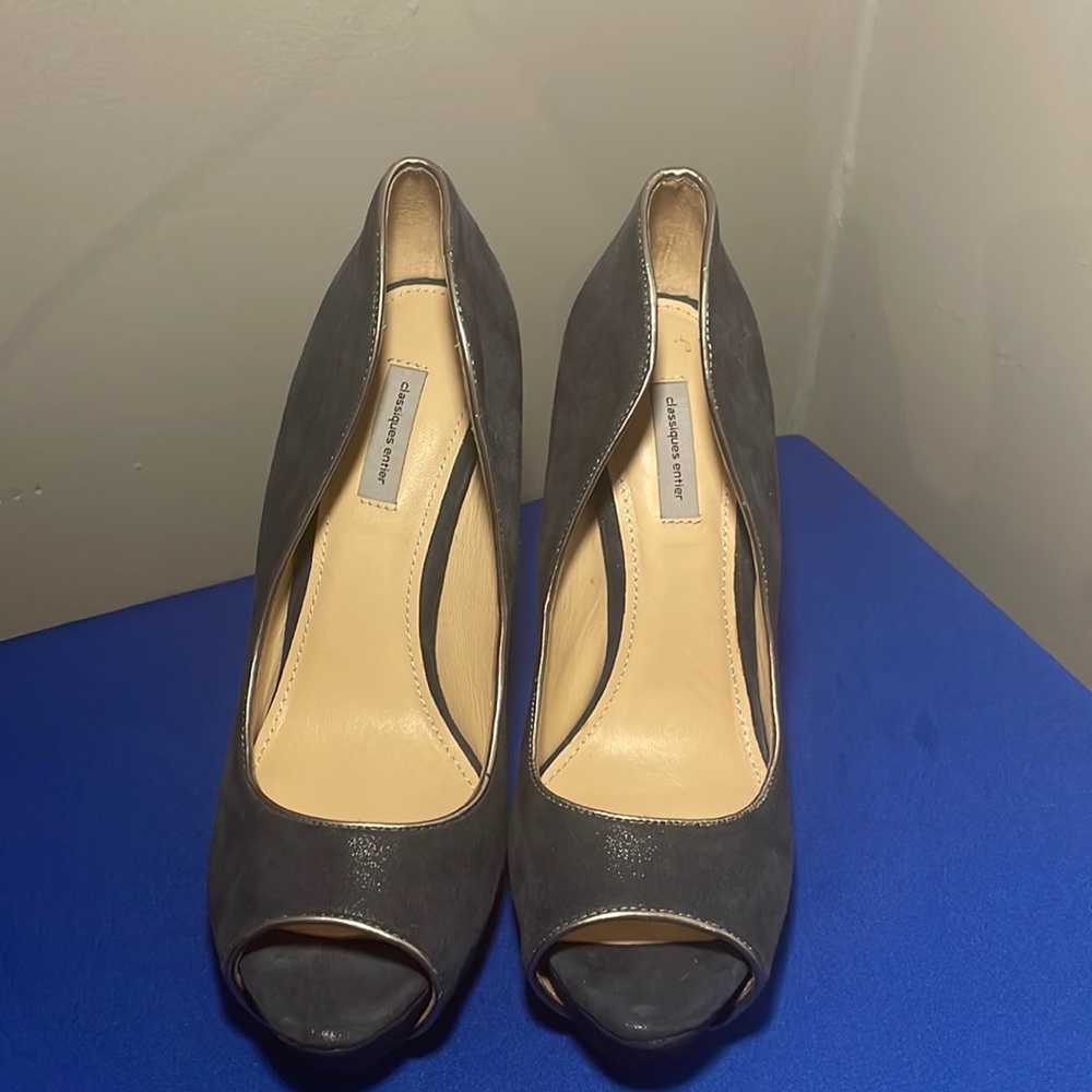 5 in Heels
